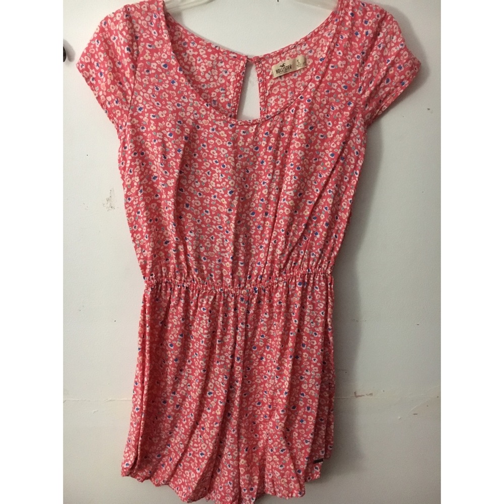 Hollister size small super cute romper